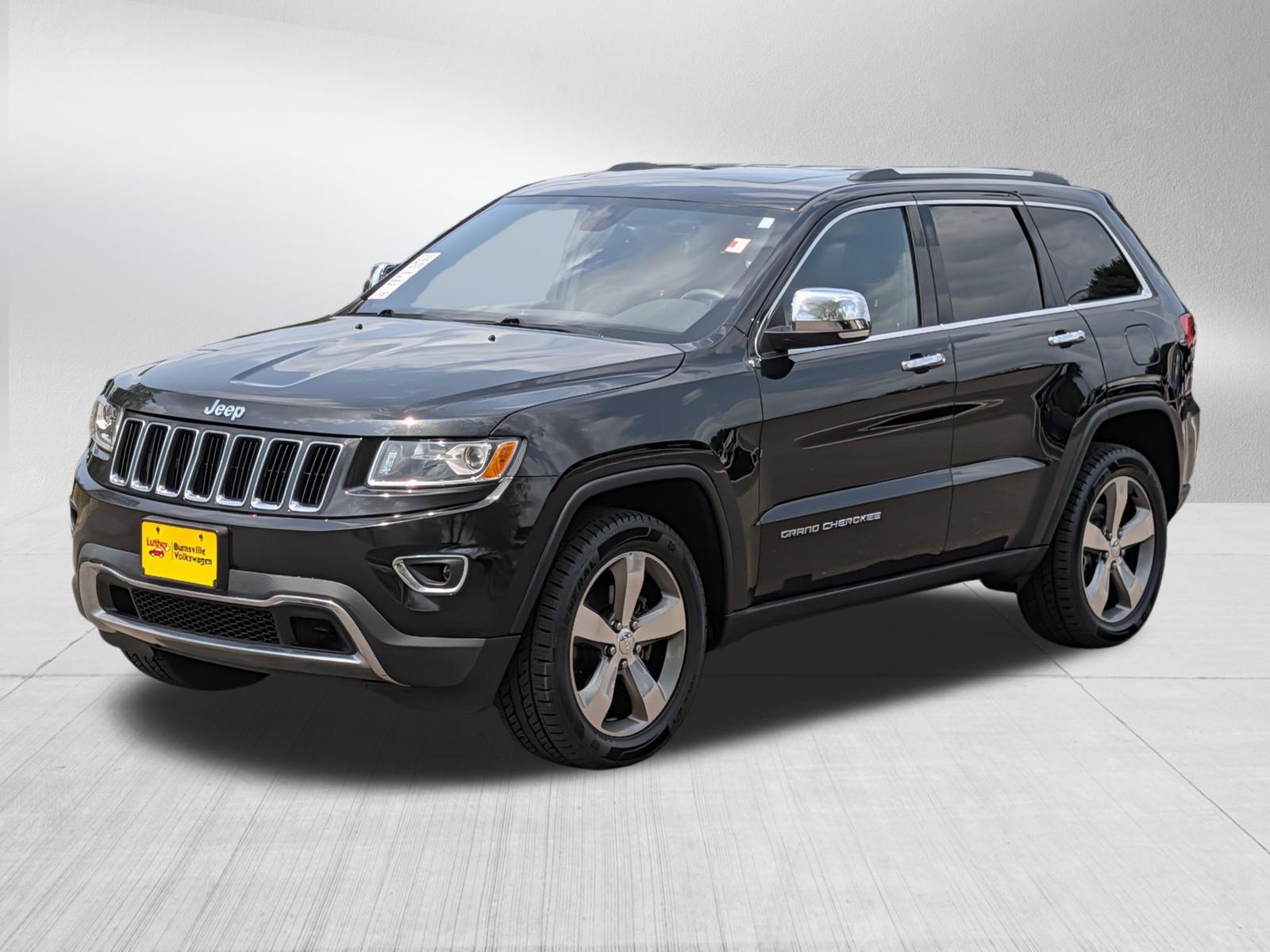 Used 2016 Jeep Grand Cherokee Limited AWD/4WD image 3