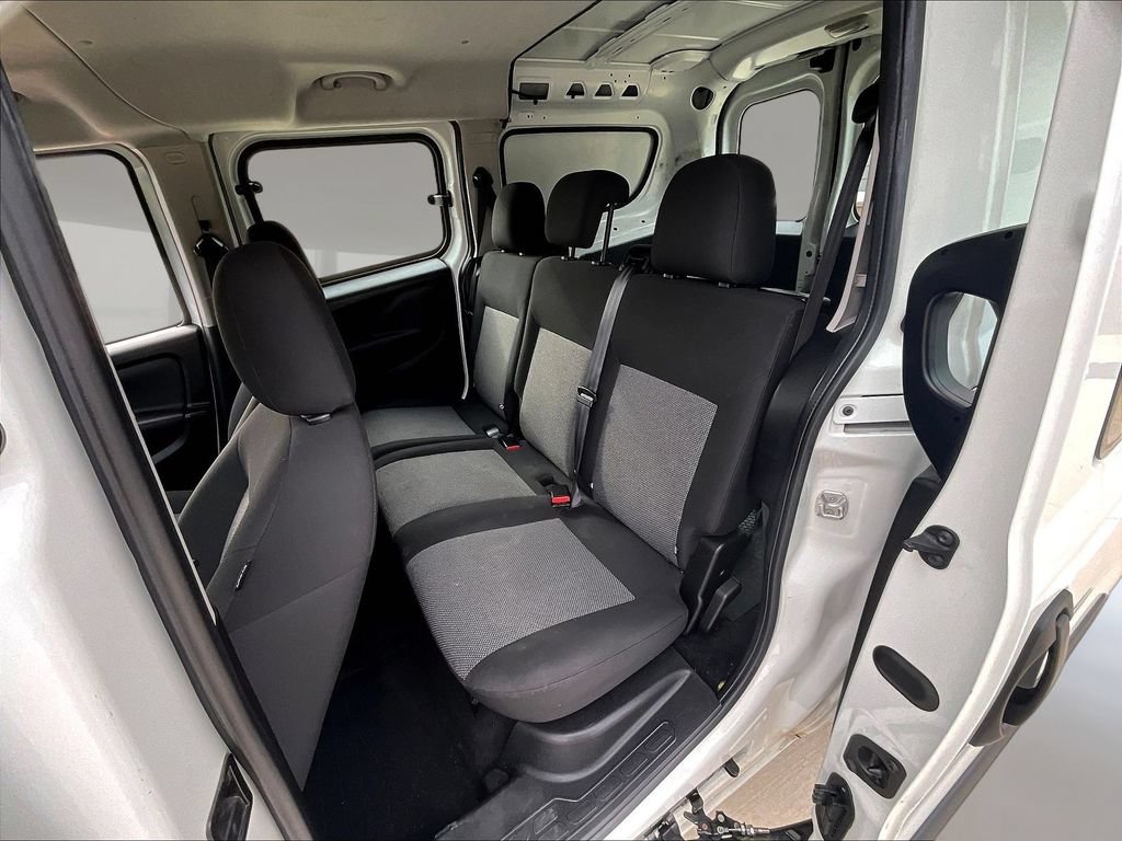 Used 2021 RAM ProMaster City Tradesman SLT FWD image 21