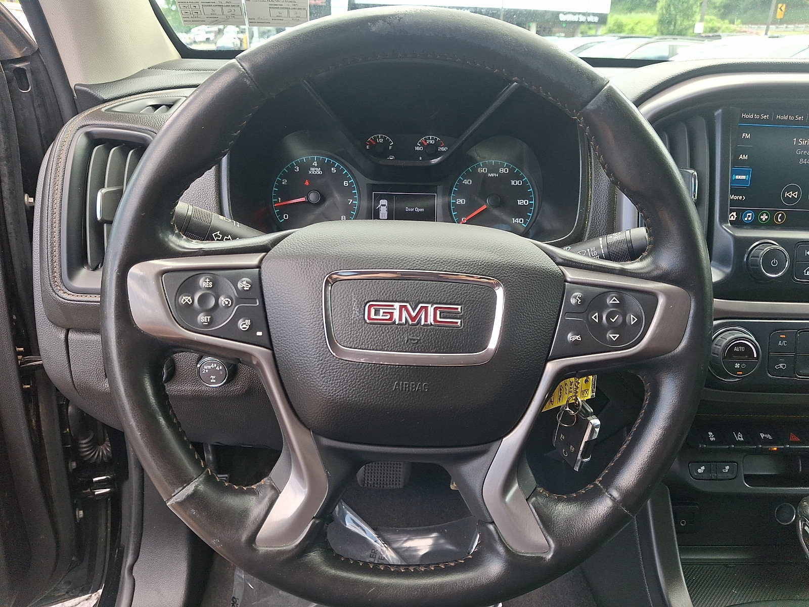 Used 2022 GMC Canyon AT4 w/ Driver Alert Package AWD/4WD image 18