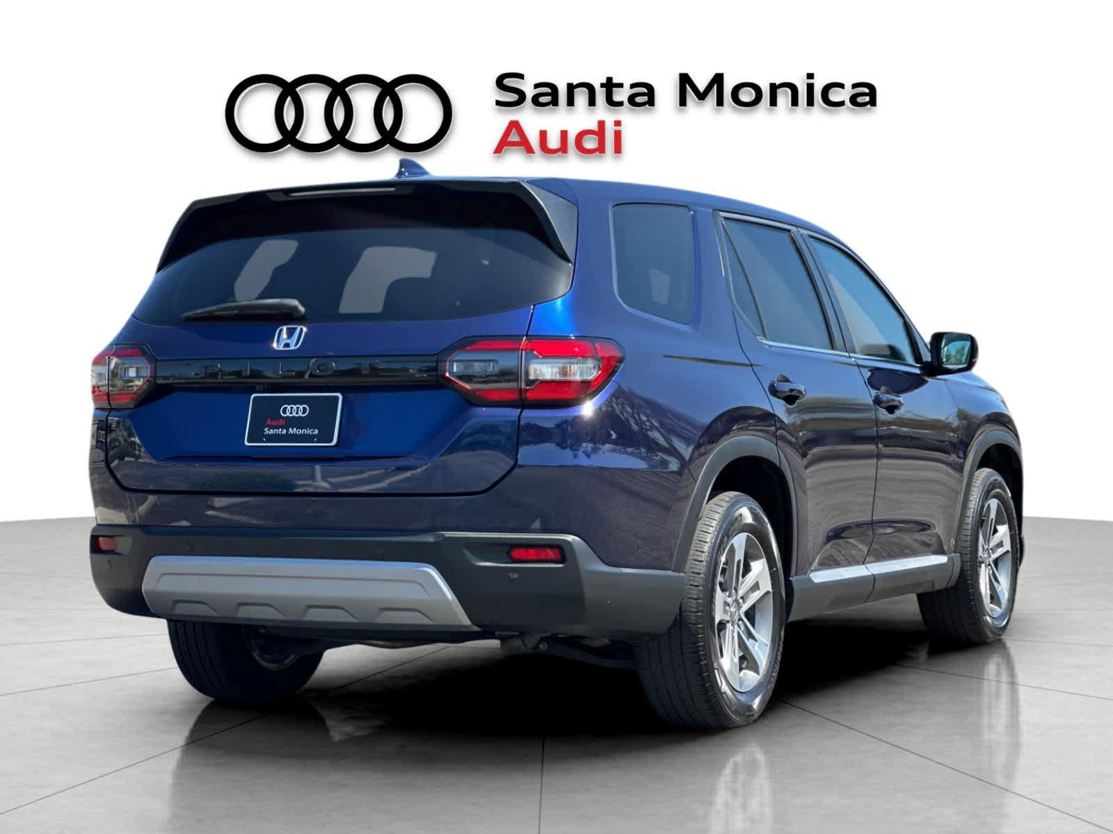 Used 2023 Honda Pilot EX-L image 2