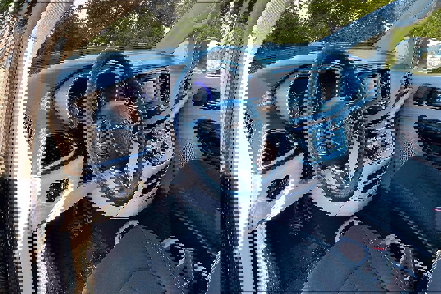 Used 2017 Chrysler Pacifica LX w/ Tire & Wheel Group image 18