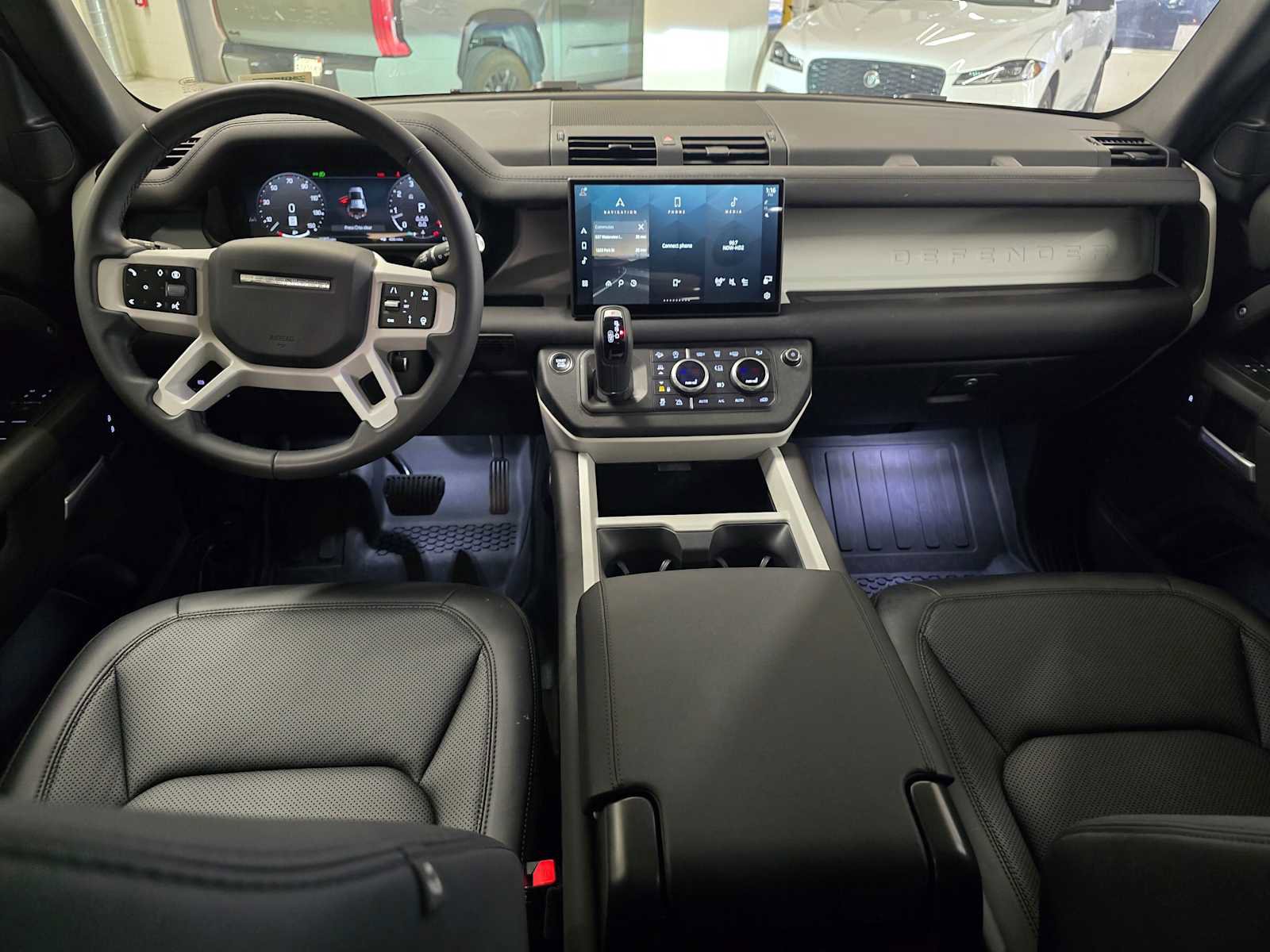 Used 2025 Land Rover Defender 110 S AWD/4WD image 21