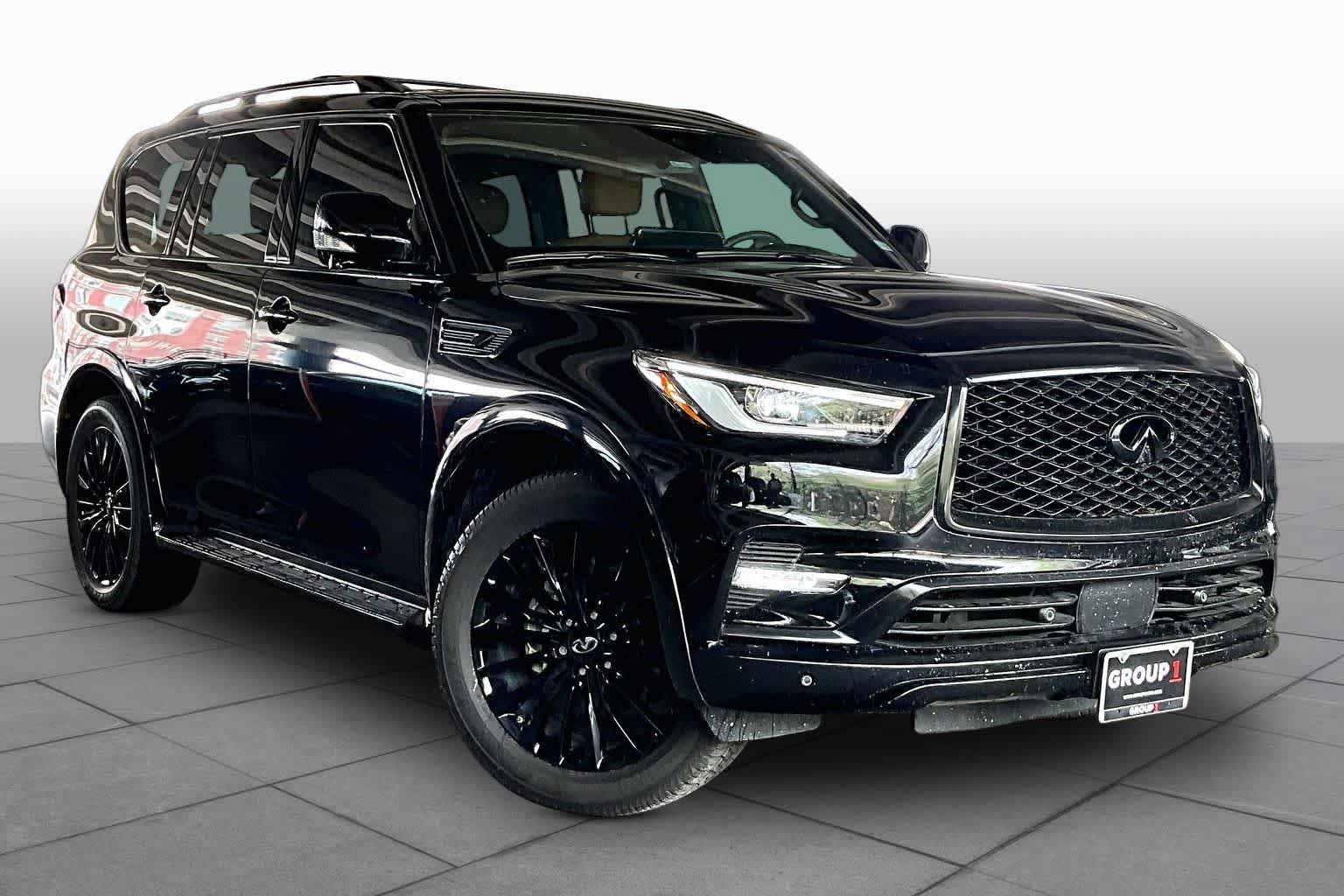 Used 2024 INFINITI QX80 Sensory AWD/4WD image 2