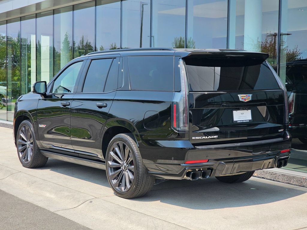 Certified 2026 Cadillac Escalade V w/ LPO, Floor Liner Package AWD/4WD image 3