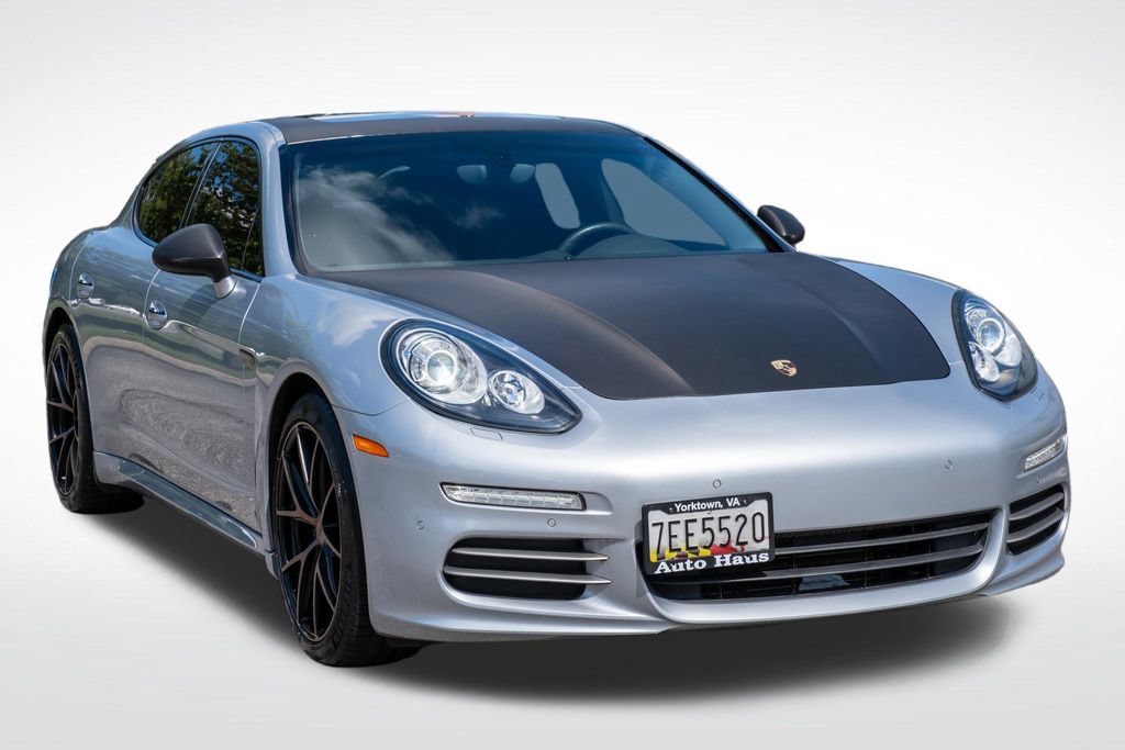 Used 2016 Porsche Panamera RWD image 10