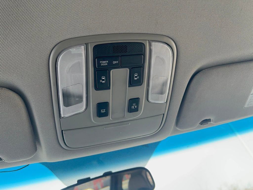 Used 2015 Kia Sedona LX w/ LX Convenience Package image 20