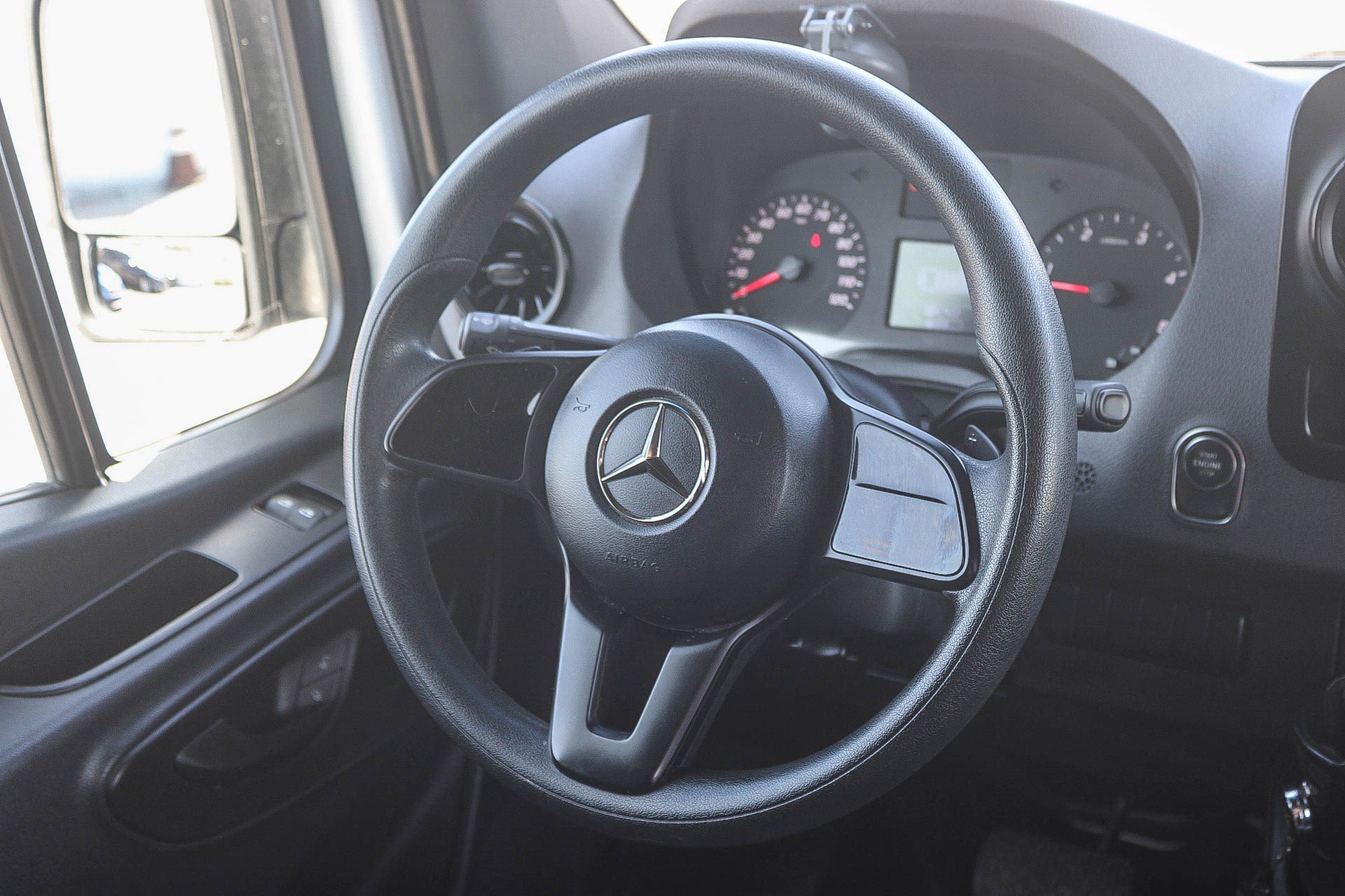 Used 2019 Mercedes-Benz Sprinter 144 Cargo image 16