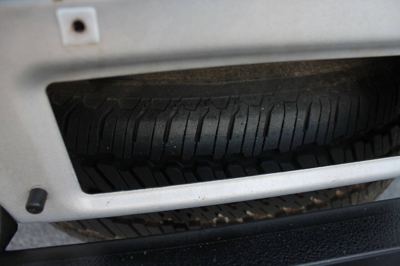 Used 2006 Chevrolet Silverado 1500 W/T RWD image 16