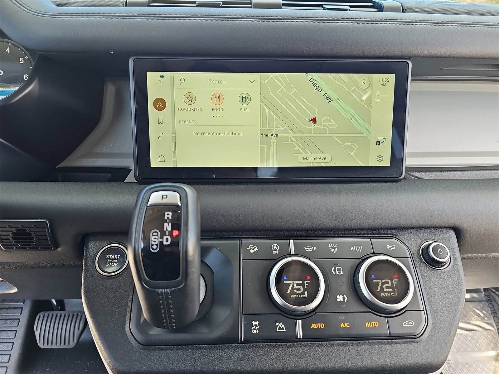 Used 2024 Land Rover Defender 90 S image 19