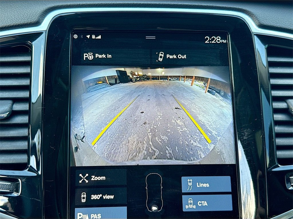 Used 2022 Volvo XC90 T6 Inscription w/ Lounge Package image 15