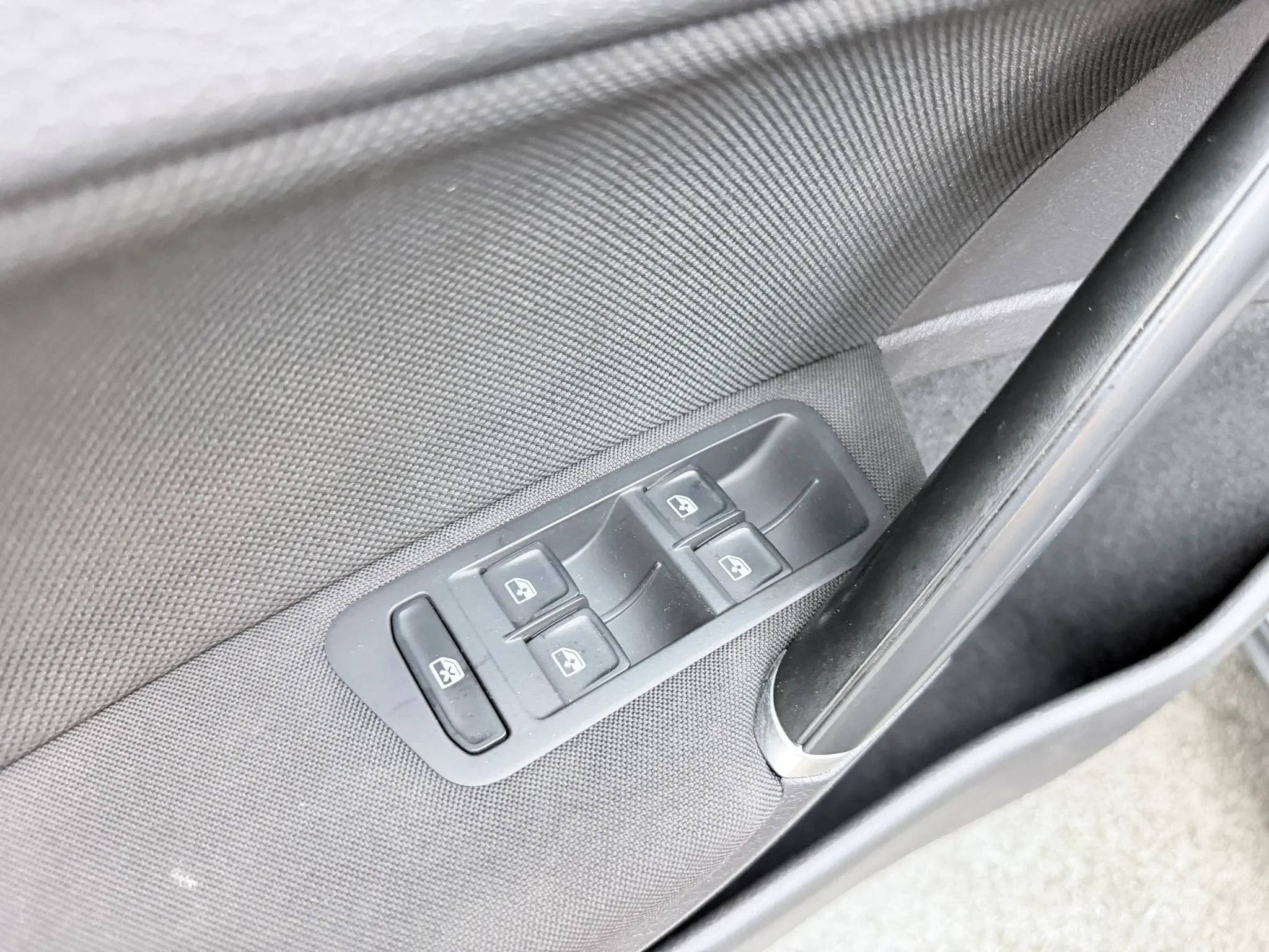 Used 2018 Volkswagen GTI S image 8