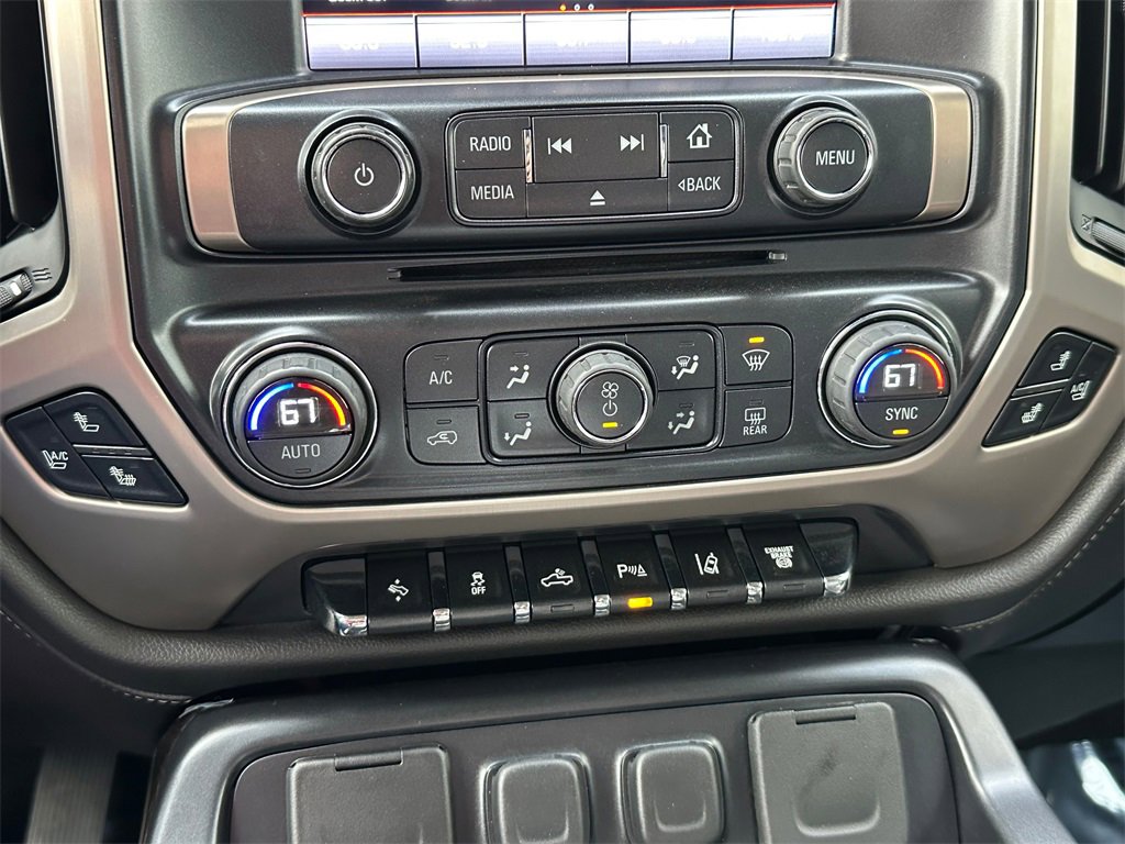 Used 2015 GMC Sierra 3500 Denali w/ Duramax Plus Package image 29