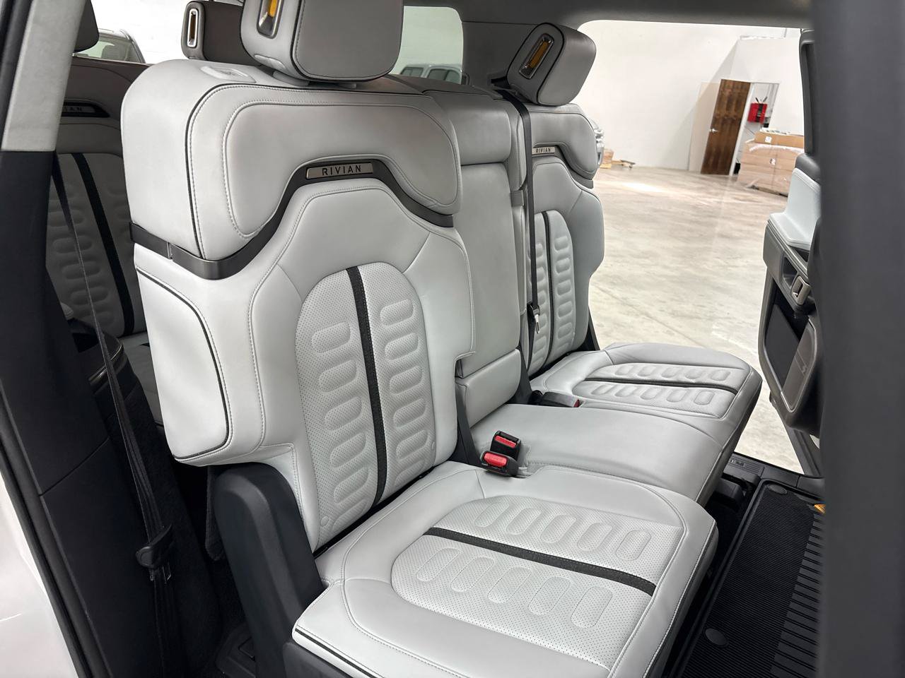 Used 2023 Rivian R1S Adventure Quad AWD/4WD image 15