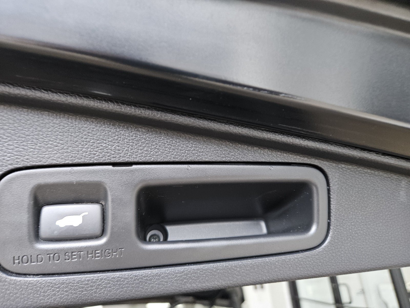 Used 2019 Honda CR-V Touring image 12