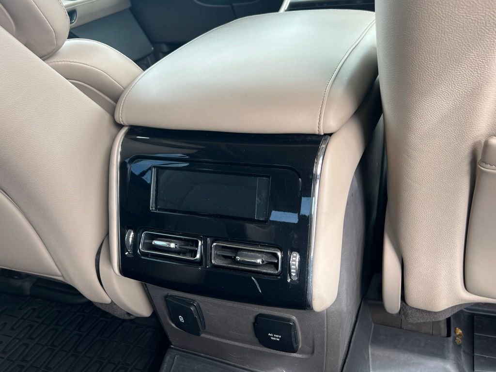 Used 2020 Lincoln Aviator Reserve w/ Equipment Group 202A image 20