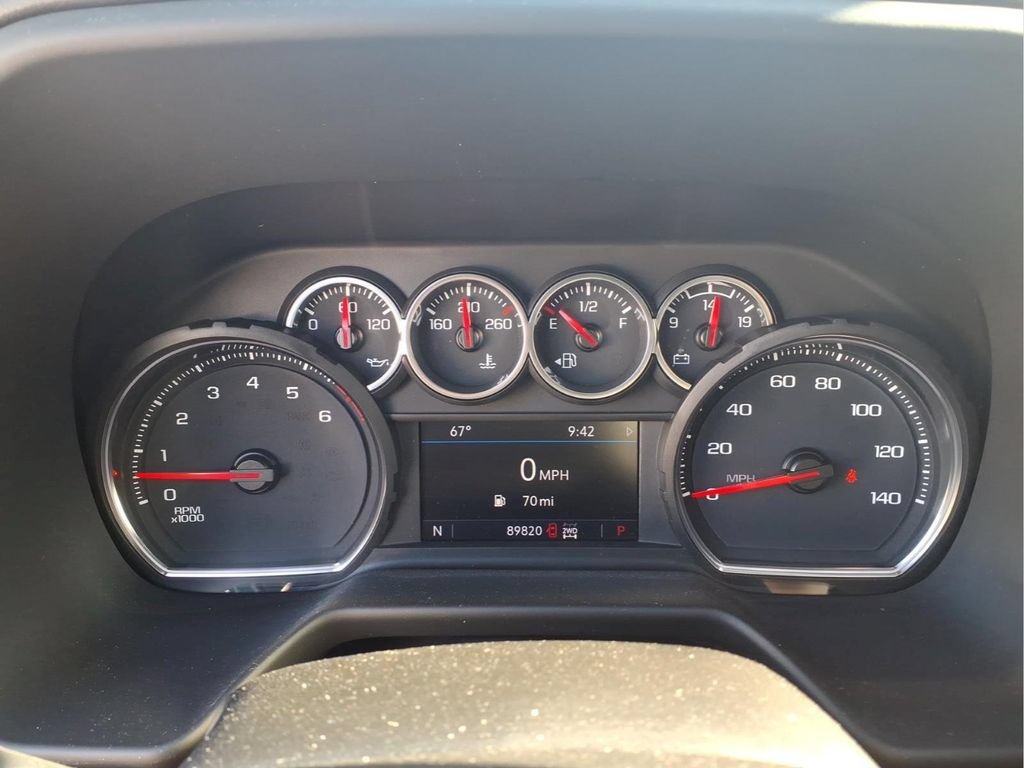 Used 2021 Chevrolet Suburban Z71 AWD/4WD image 18