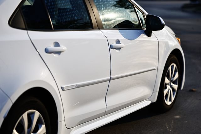 Used 2024 Toyota Corolla LE FWD image 8