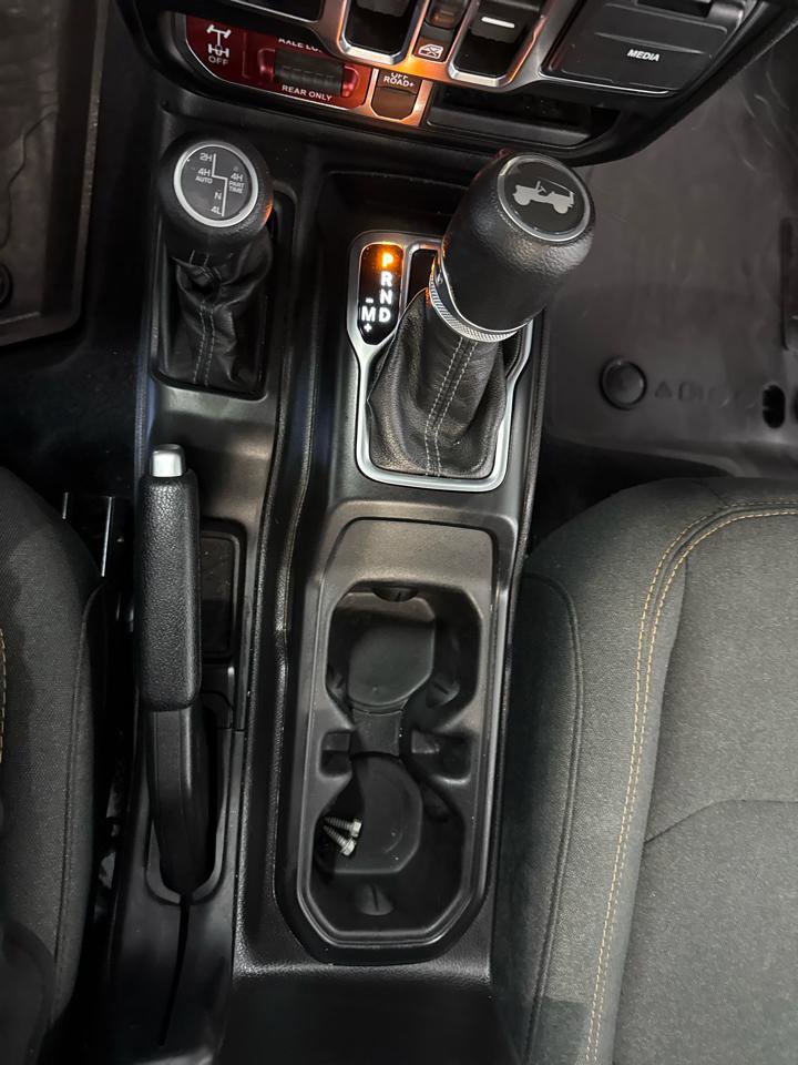 Used 2024 Jeep Wrangler Unlimited image 27