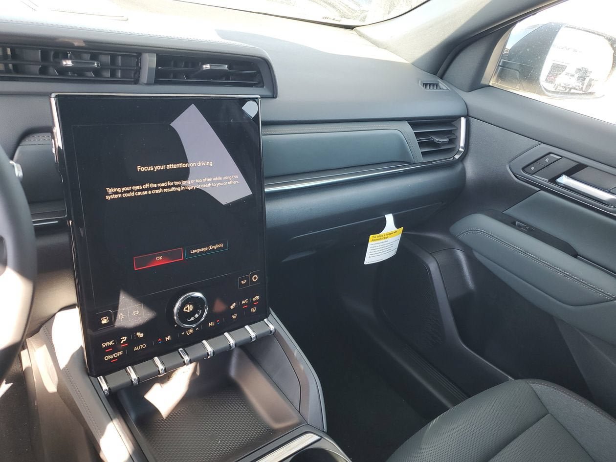 New 2026 GMC Terrain AT4 w/ Technology Package II AWD/4WD image 26