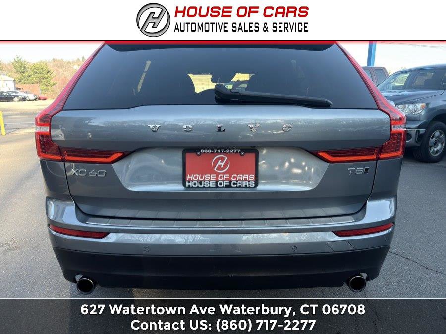 Used 2018 Volvo XC60 T5 Momentum w/ Vision Package image 16