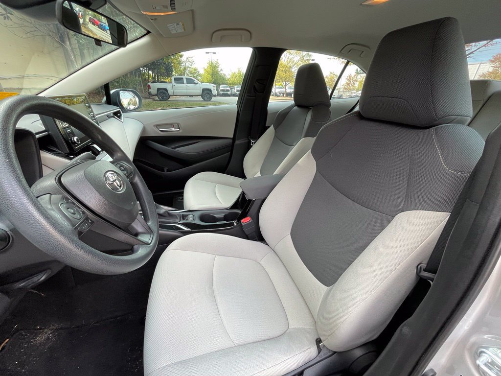 Used 2021 Toyota Corolla L FWD image 23