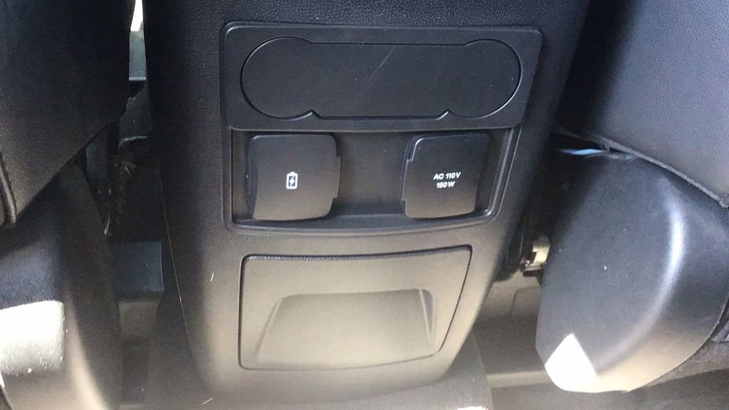 Certified 2022 Ford Explorer Limited w/ Equipment Group 301A image 19