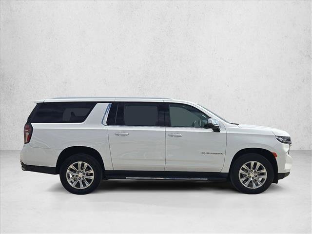Used 2023 Chevrolet Suburban Premier image 4