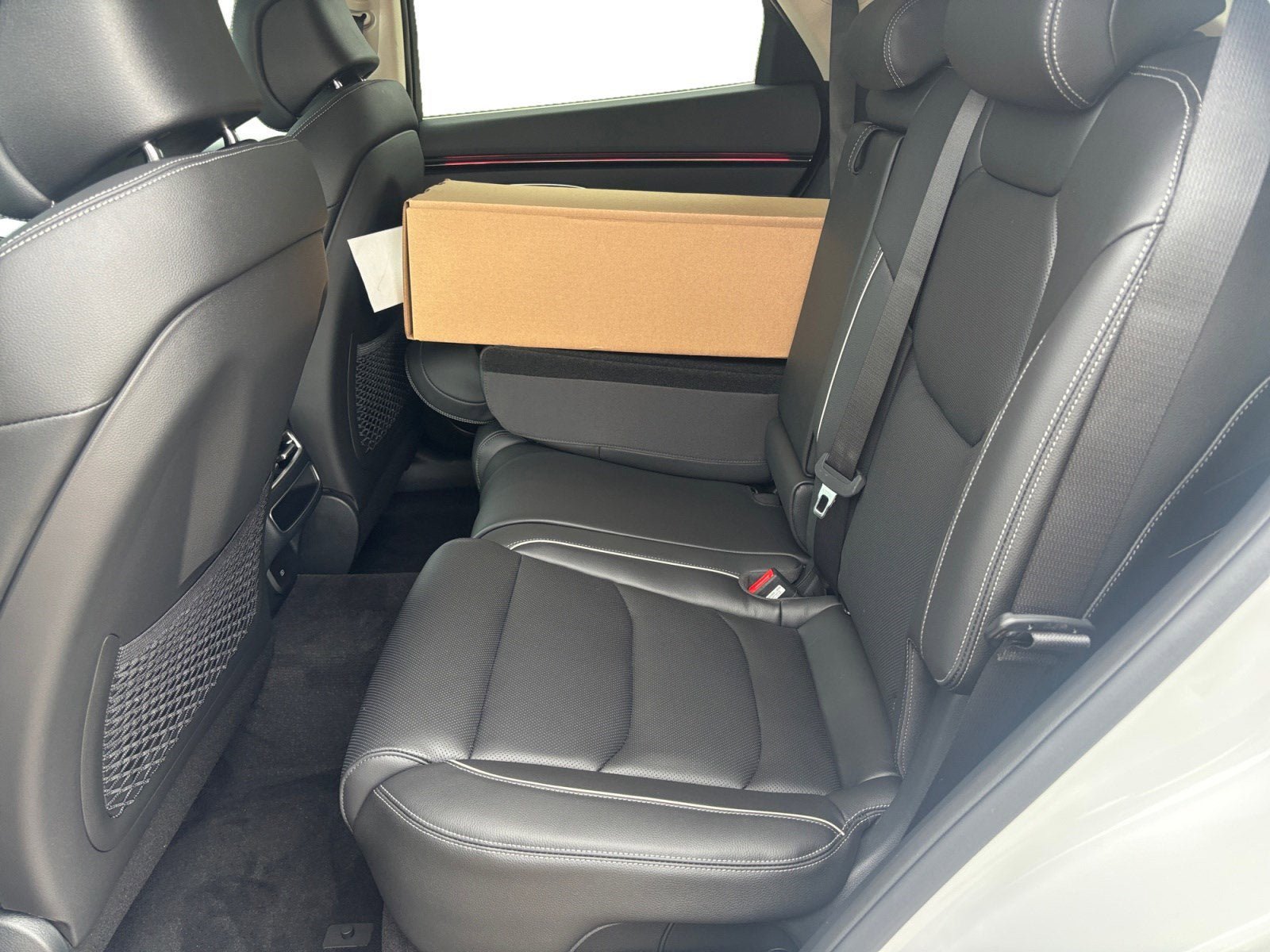 New 2026 Genesis GV70 2.5T Advanced AWD/4WD image 13