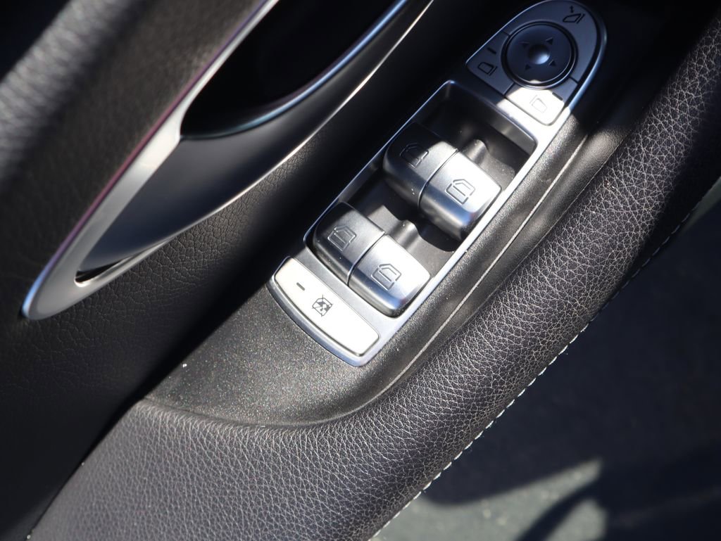 Certified 2022 Mercedes-Benz E 350 Sedan image 18