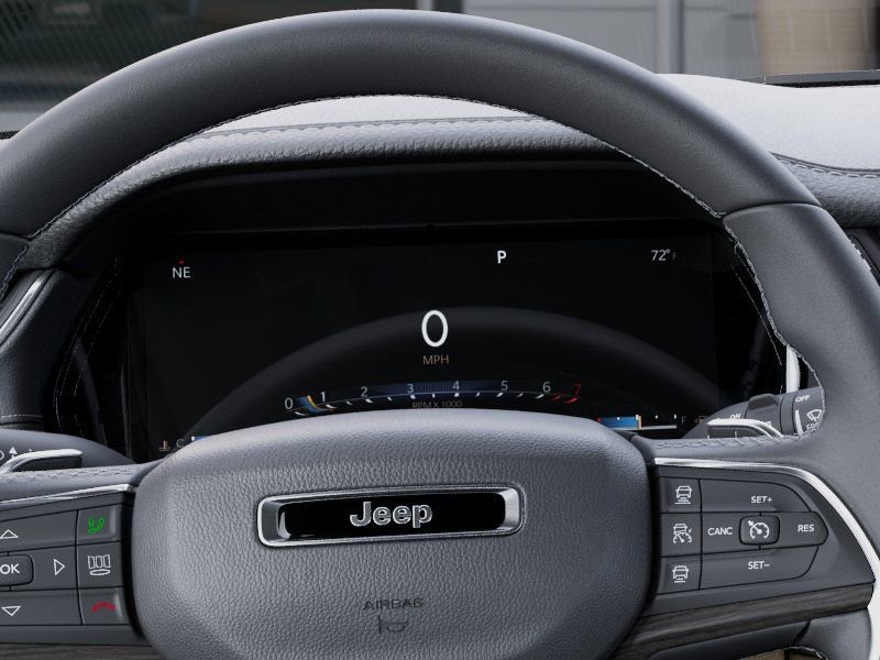 New 2026 Jeep Grand Cherokee L Limited RWD image 17