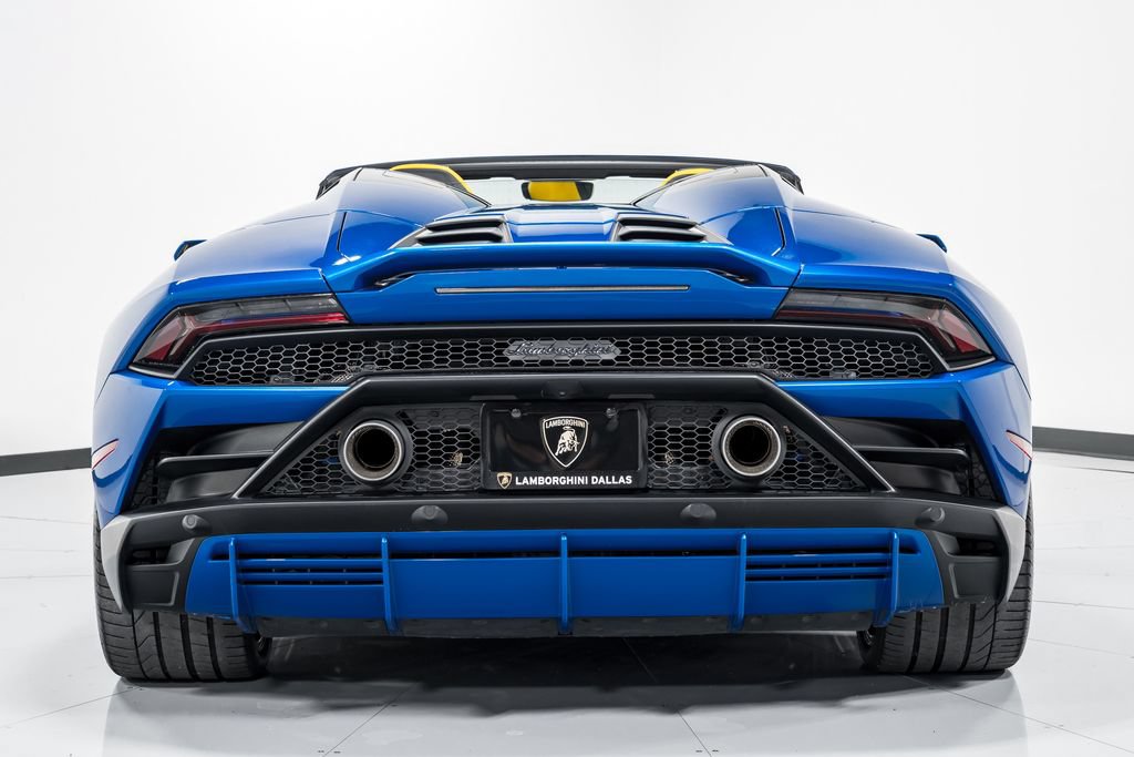 Used 2023 Lamborghini Huracan EVO AWD/4WD image 4
