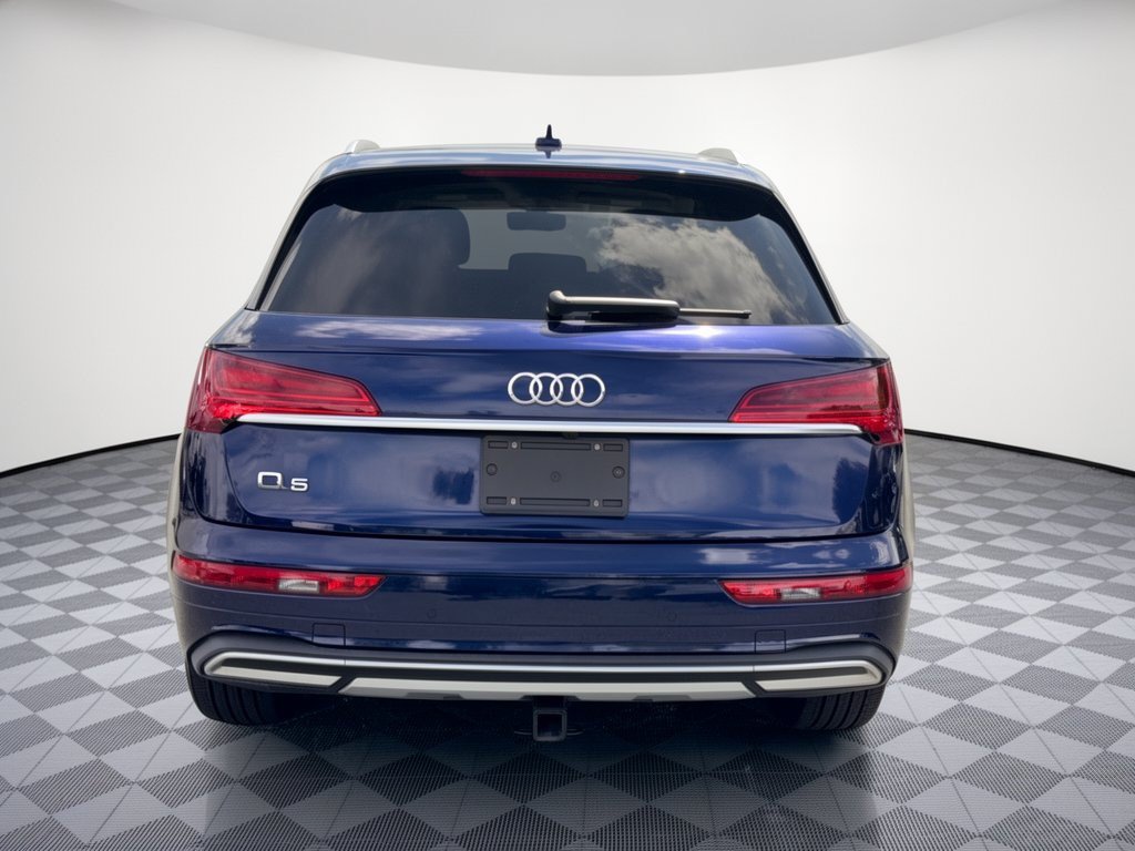 Used 2023 Audi Q5 2.0T Premium w/ Convenience Package AWD/4WD image 11