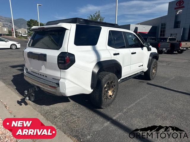 Used 2025 Toyota 4Runner Trailhunter AWD/4WD image 19