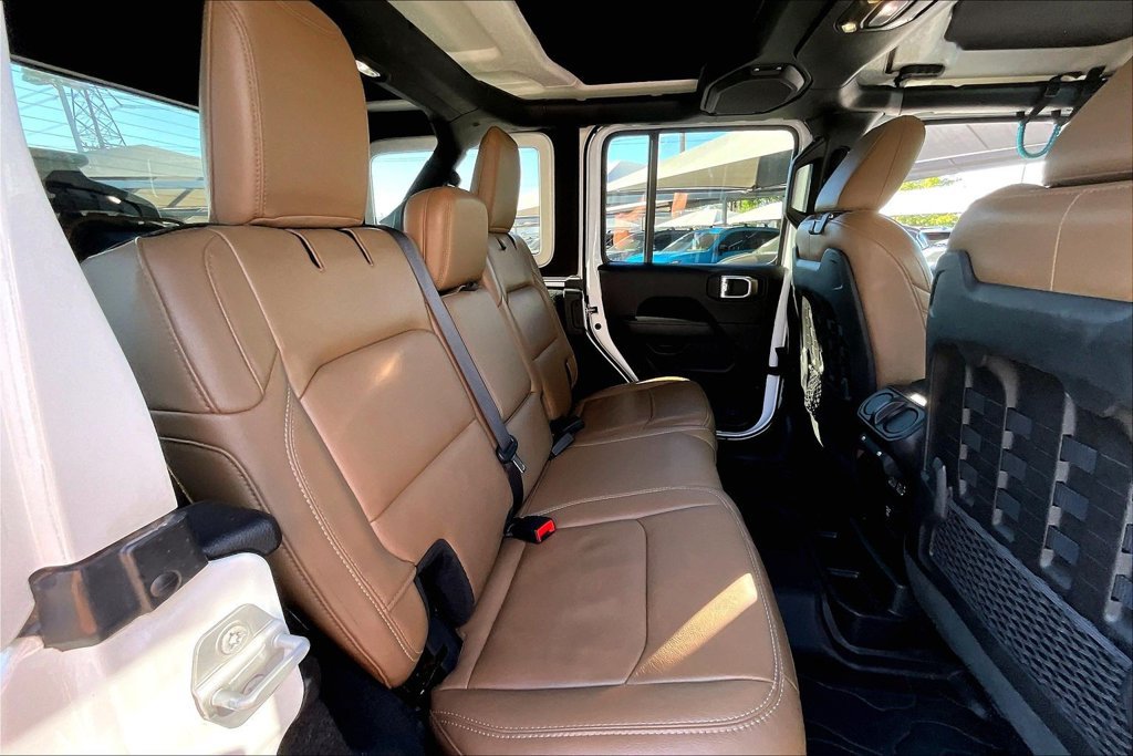 Used 2020 Jeep Wrangler Unlimited Rubicon AWD/4WD image 35