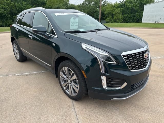 Certified 2024 Cadillac XT5 Premium Luxury w/ LPO, Floor Liner Package AWD/4WD image 7
