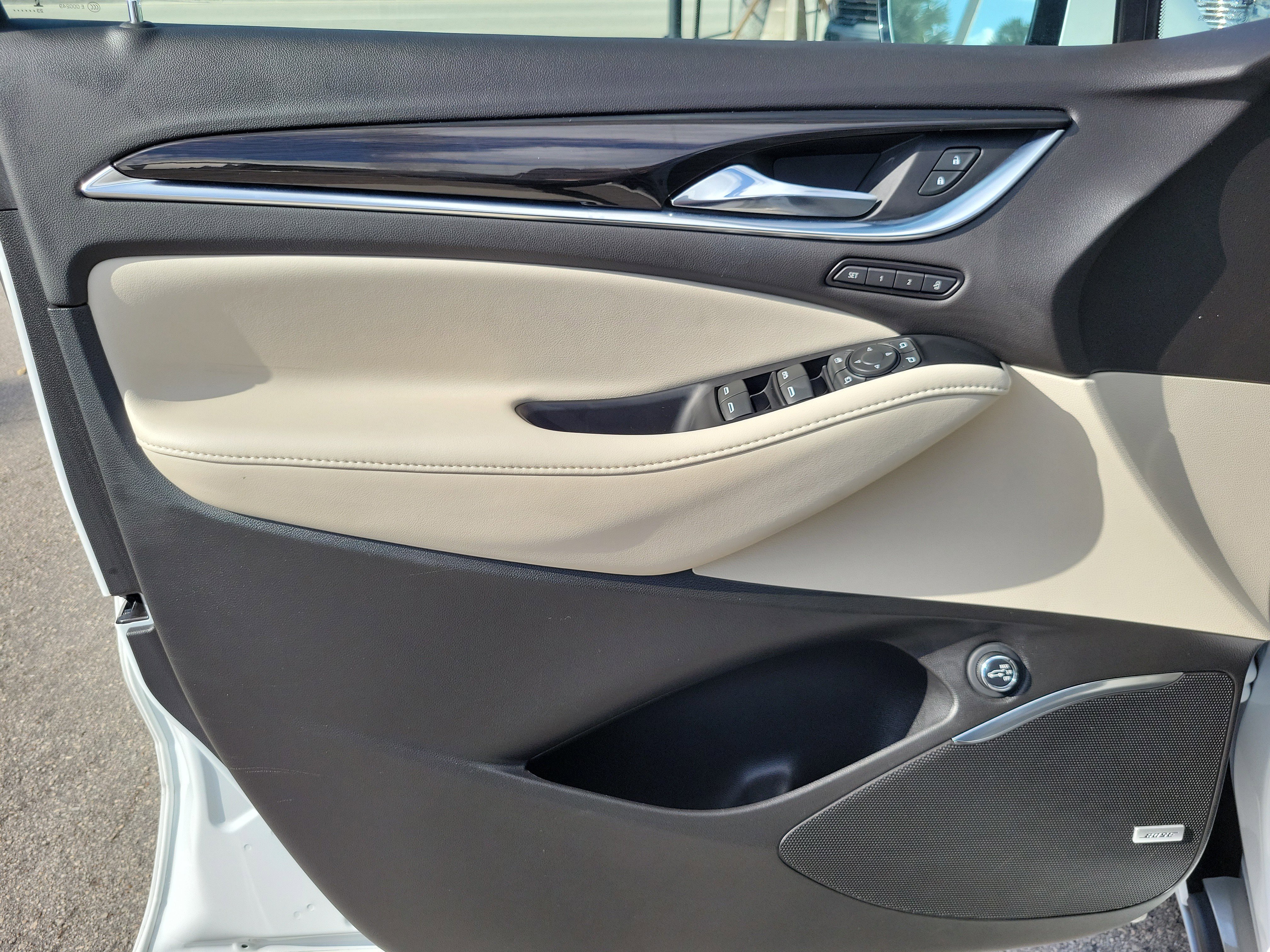 Used 2024 Buick Enclave Premium image 24