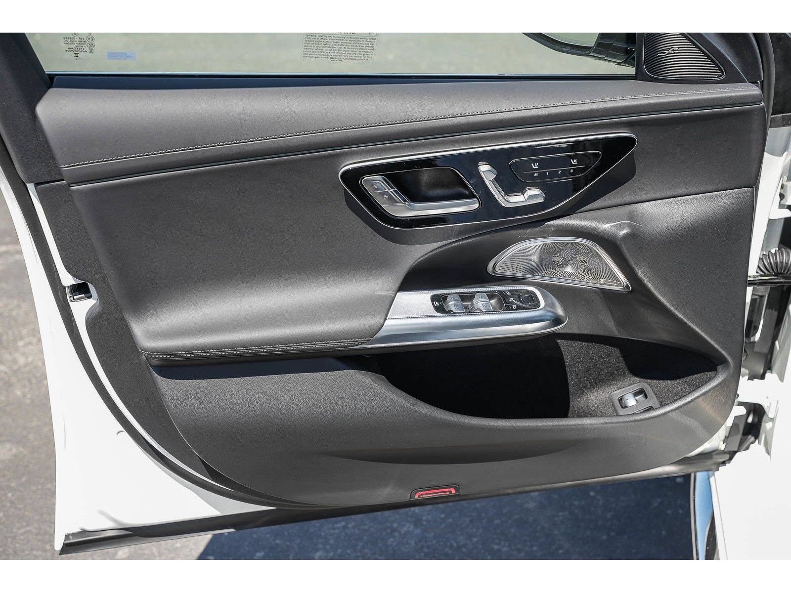 New 2026 Mercedes-Benz E 53 AMG e 4MATIC Sedan image 21