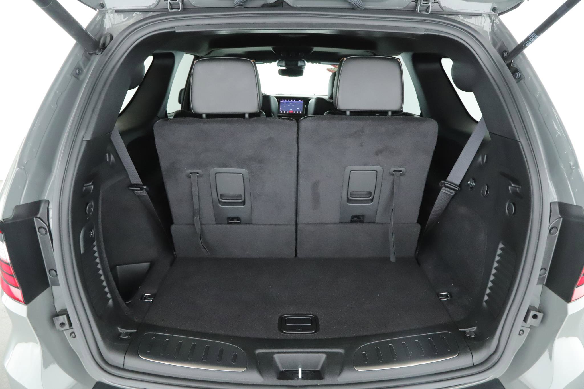 Used 2022 Dodge Durango R/T w/ Hemi Orange Plus Package image 20