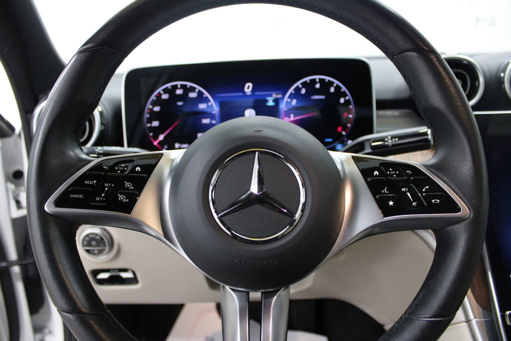 Used 2025 Mercedes-Benz C 300 4MATIC Sedan image 12