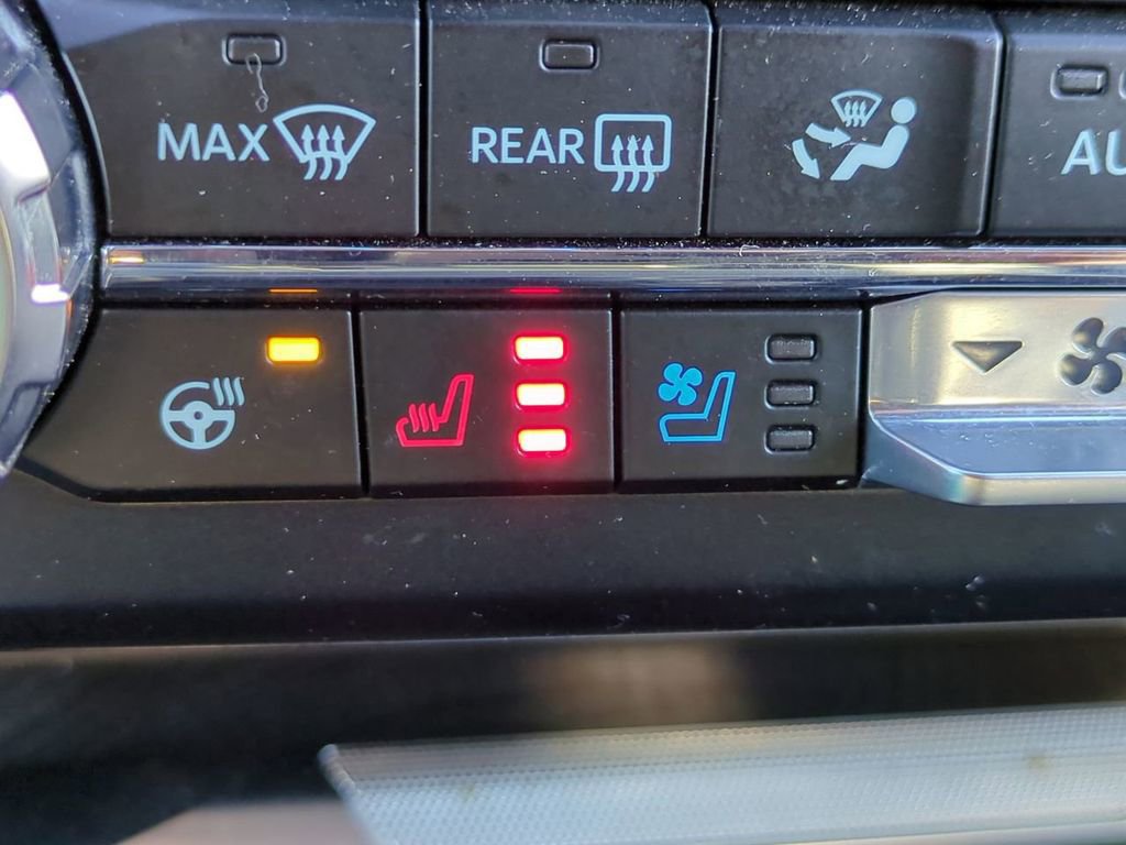 Used 2024 Ford F250 Platinum image 24