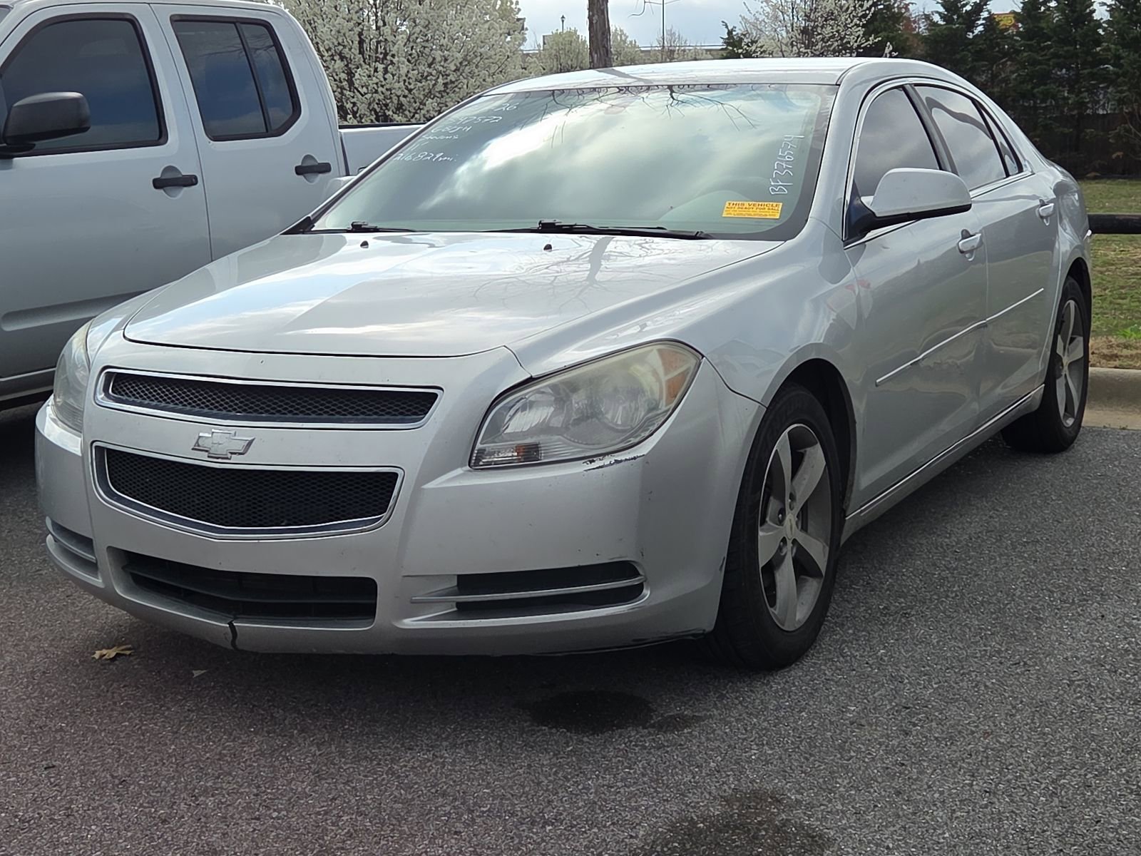 Used 2011 Chevrolet Malibu LT w/ Power Convenience Package FWD image 2