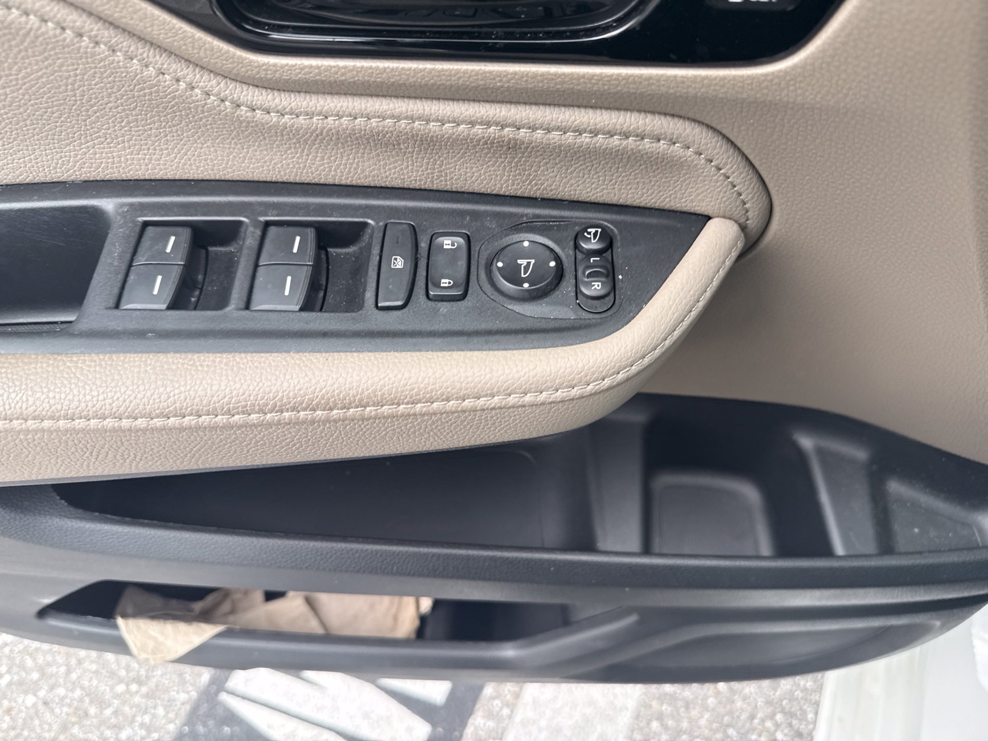 Used 2024 Honda Odyssey Elite image 14