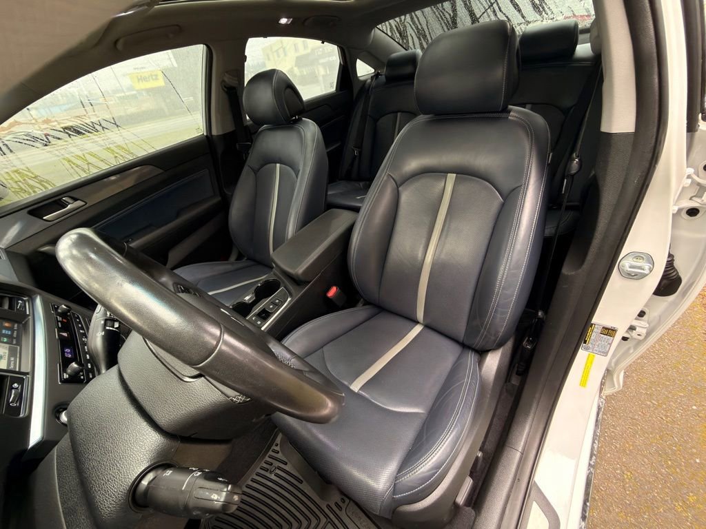 Used 2017 Hyundai Sonata Limited w/ Ultimate Package 02 image 17