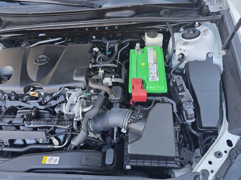 Used 2018 Toyota Camry SE image 37