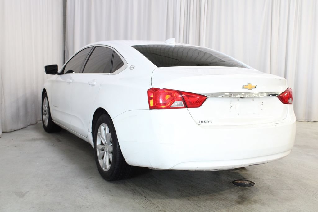 Used 2018 Chevrolet Impala LT FWD image 23