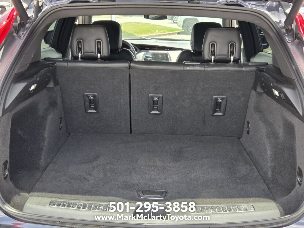 Used 2023 Cadillac XT4 Premium Luxury w/ Cold Weather Package AWD/4WD image 13