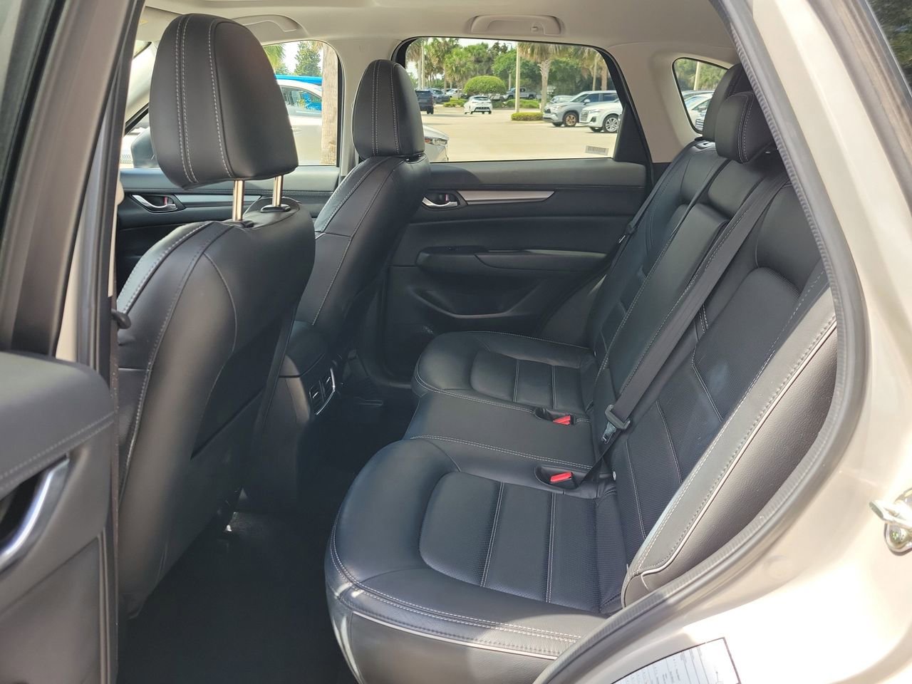 Used 2025 MAZDA CX-5 AWD 2.5 S w/ Preferred Package image 11