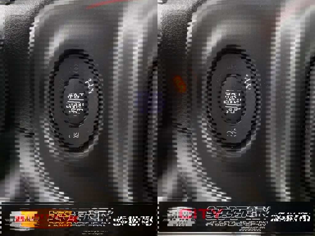 Used 2022 Jeep Wrangler Unlimited Rubicon w/ Dual Top Group image 22