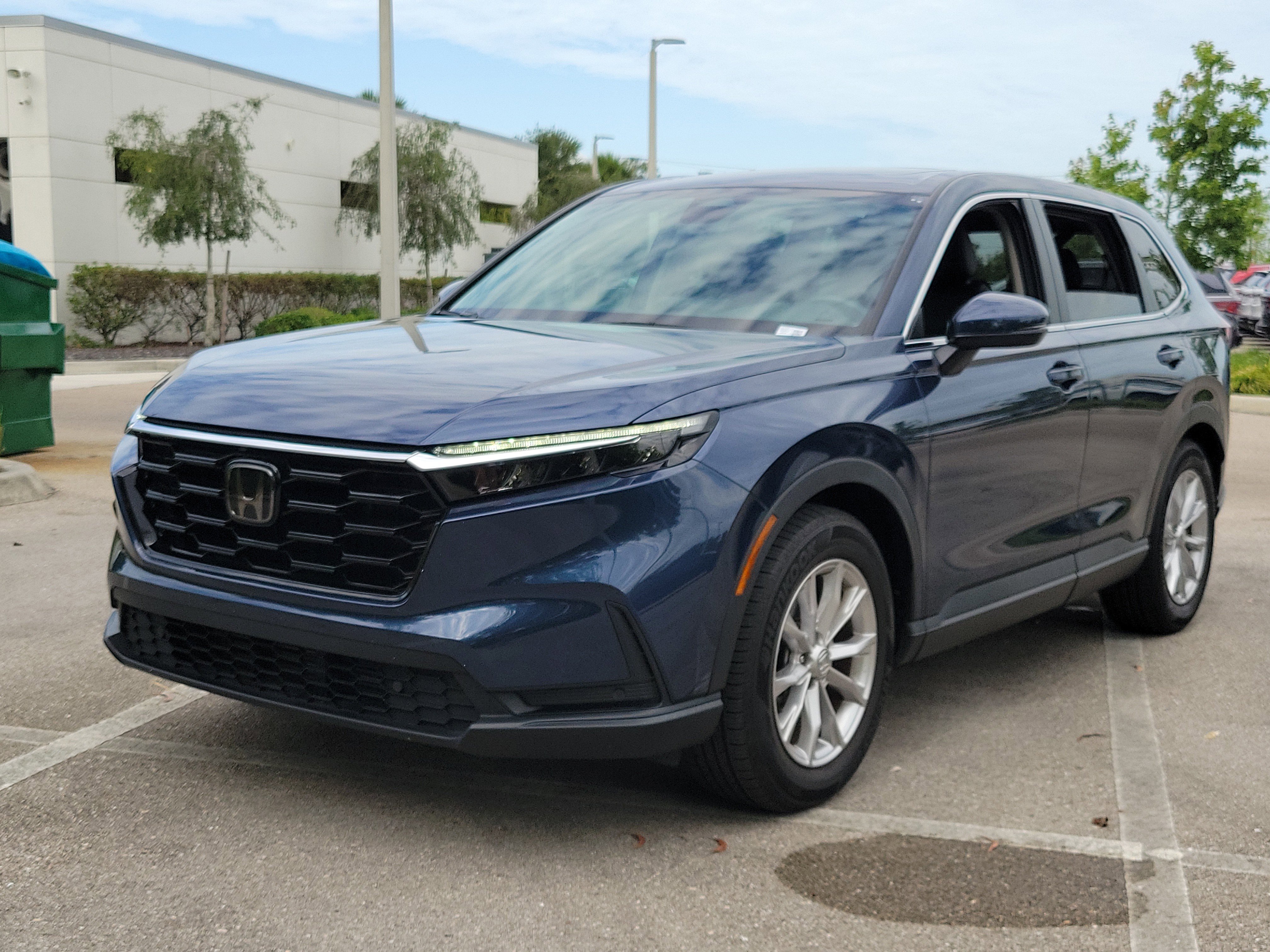 Used 2024 Honda CR-V EX-L video 3