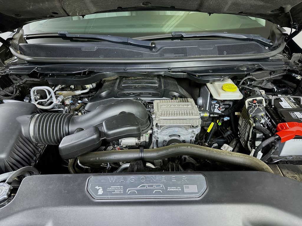 Used 2022 Jeep Wagoneer Series II image 9